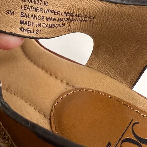 Sofft Garin Wedge Sandals in Tan Crocodile in Luggage Color Size 9M - Picture 4 of 7